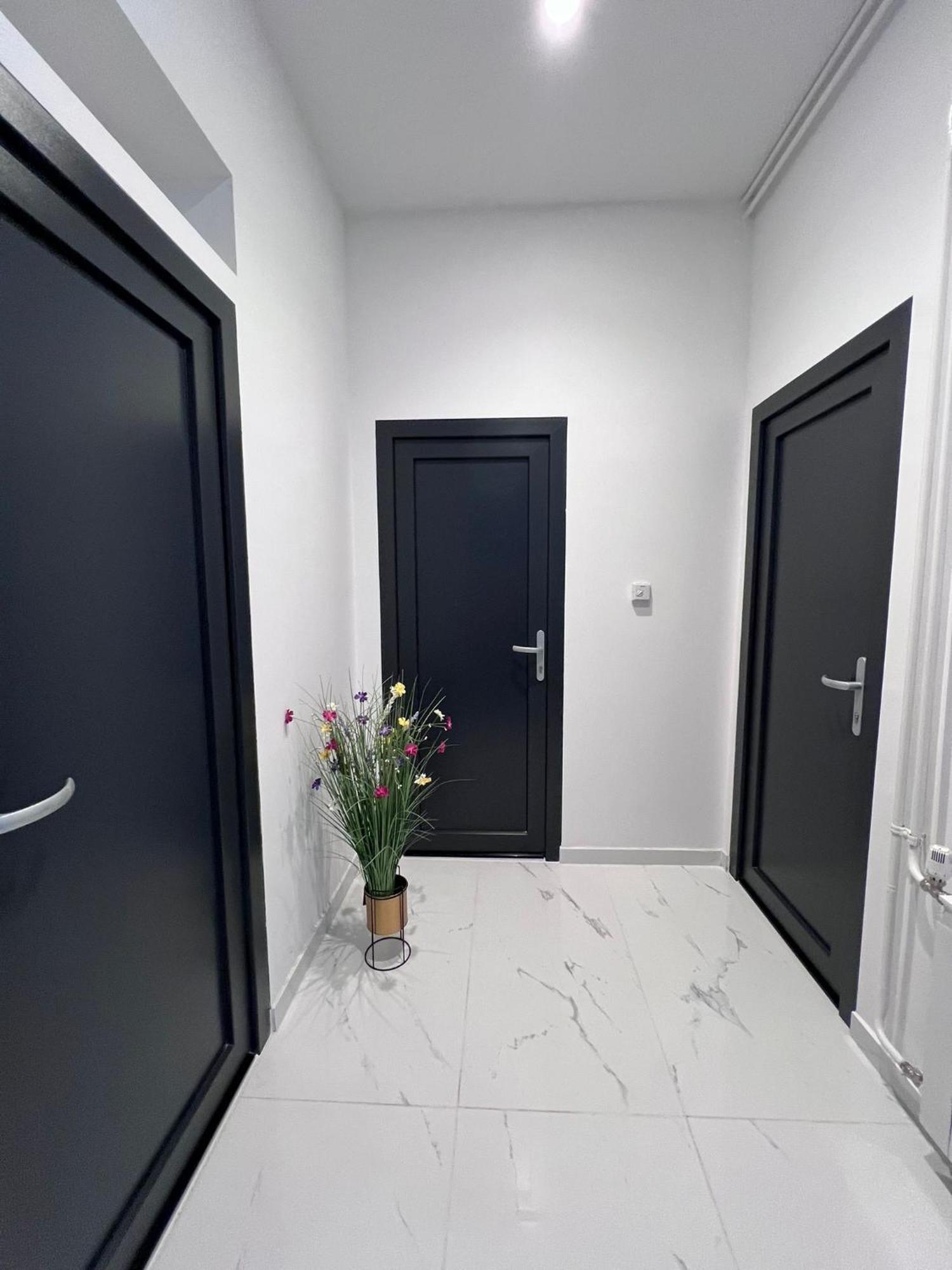 No. 3 Apartment